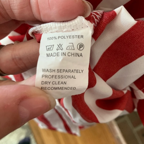 Silky red and white striped top - Picture 6 of 6